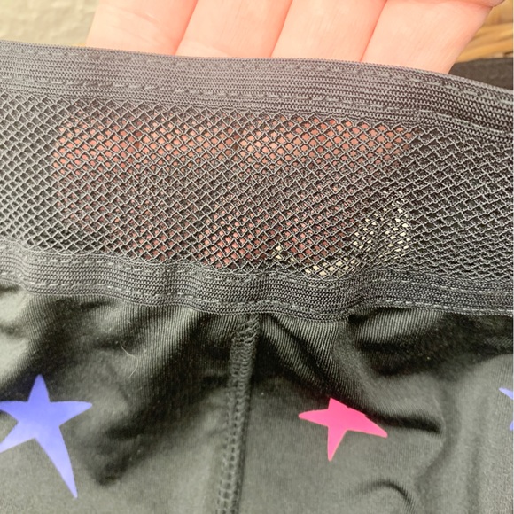 Pam and Gela Star Print Biker Shorts Size M - Picture 8 of 10